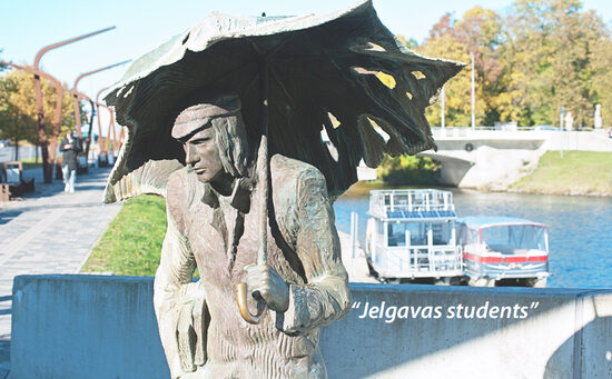 Leduskapja magnēts ar Jelgavas skatu uz īpašas mirdzošas virsmas